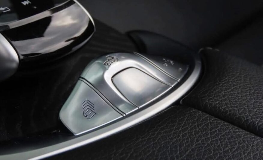 Mercedes-Benz C 220 d 4MATIC AMG